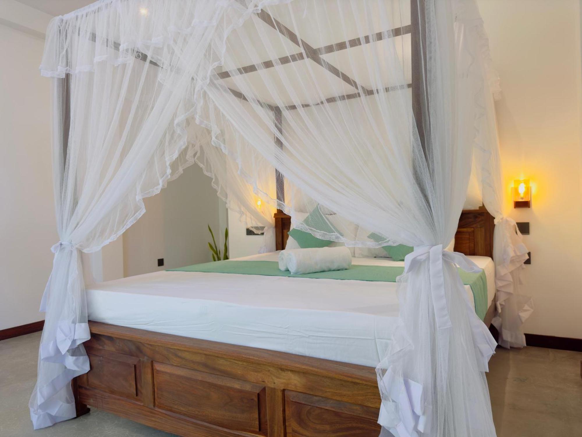 New Ocean Breeze Madiha Hotel Matara Luaran gambar