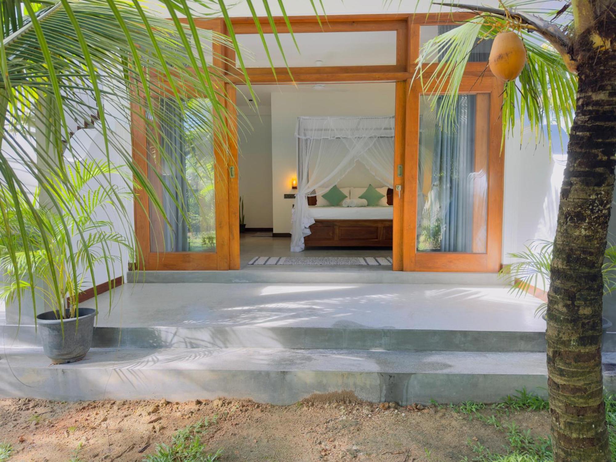 New Ocean Breeze Madiha Hotel Matara Luaran gambar